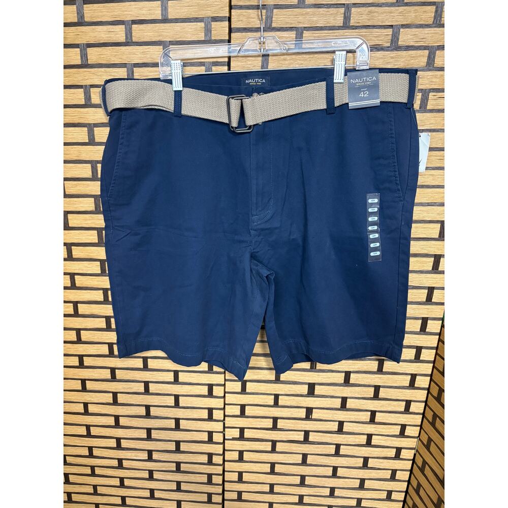 Nautica Navy Belted Shorts Size 42‎